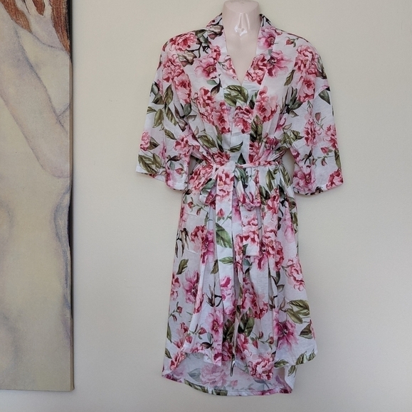 Show ME YOUR MUMU brie robe peonies floral print os - Picture 4 of 16